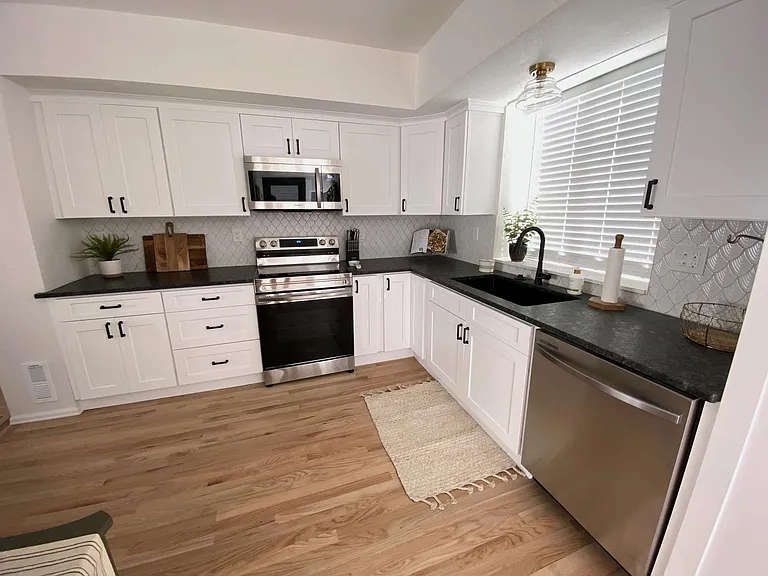 1221 E Boulder St — Photo 26