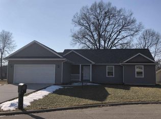 51977 Tall Pines Dr, Elkhart, IN 46514