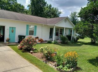 41 Chelsea Dr, Crossville, TN 38555