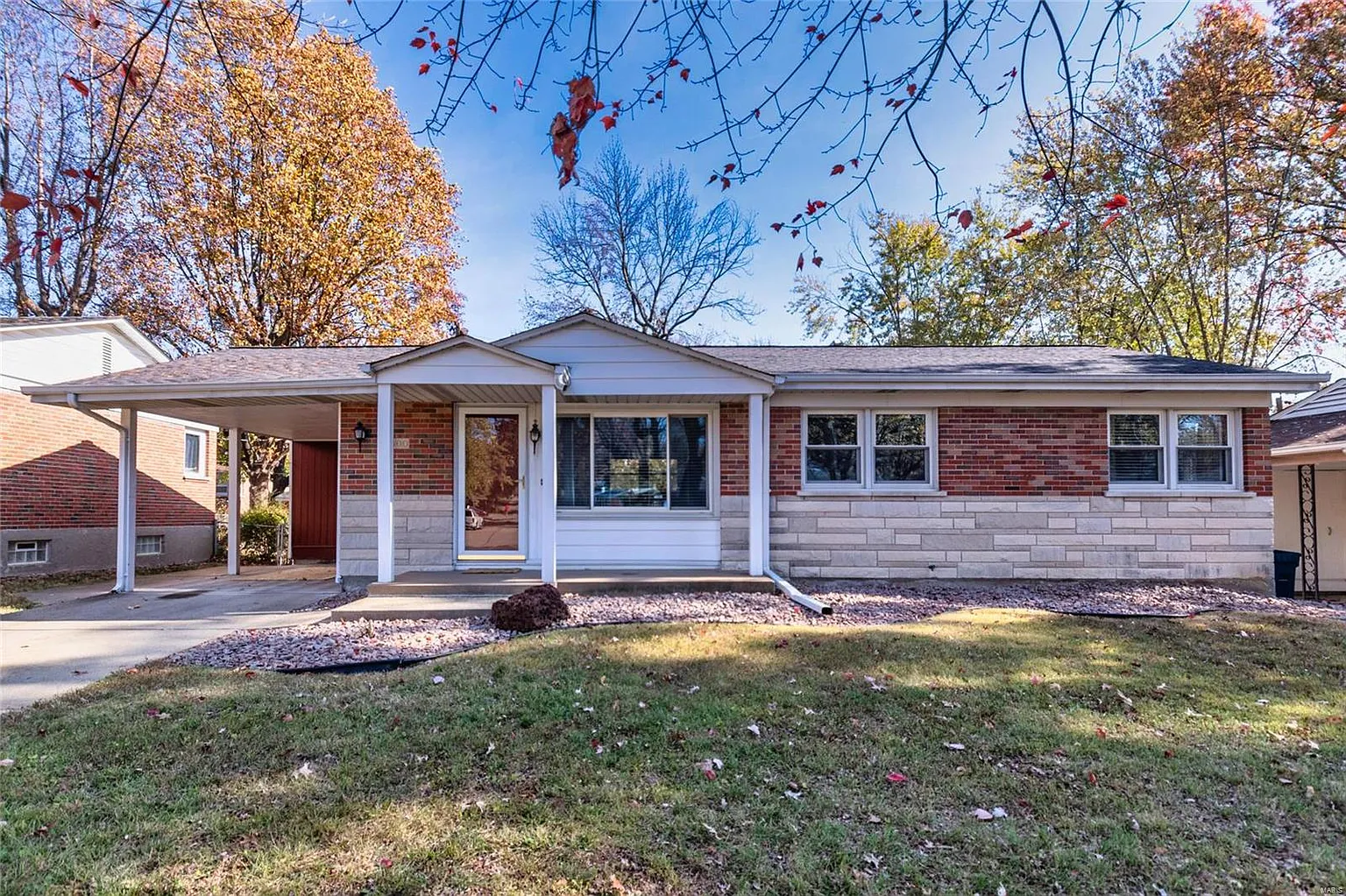 9300 Papoose Dr photo 1
