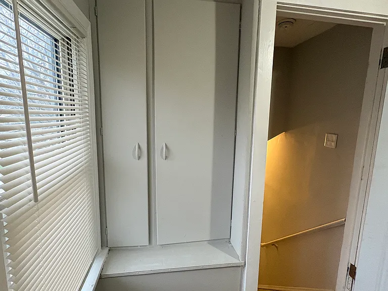 10012 Robinson Ave #2 — Photo 14