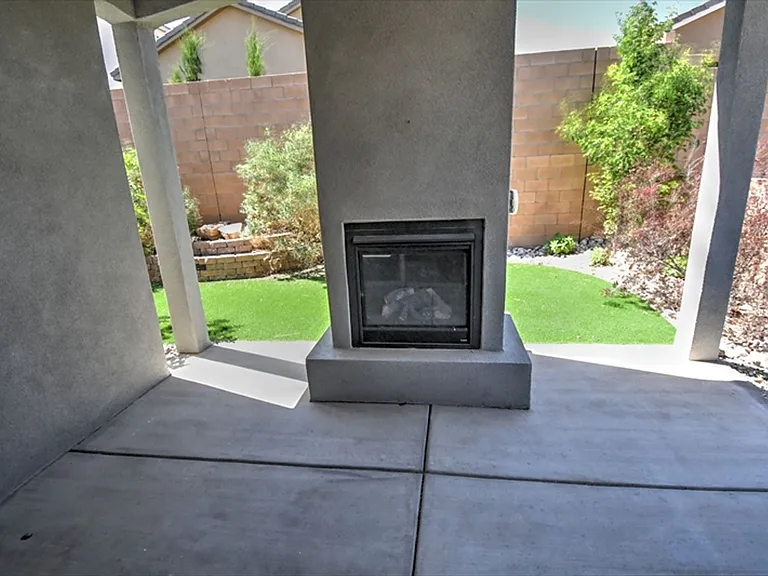 11404 Rock Squirrel Ave SE — Photo 13