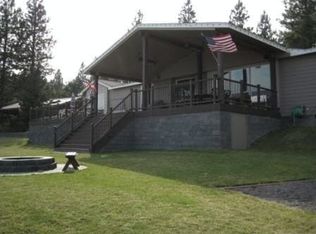 136 N Sentosa Lake Rd, Tygh Valley, OR 97063