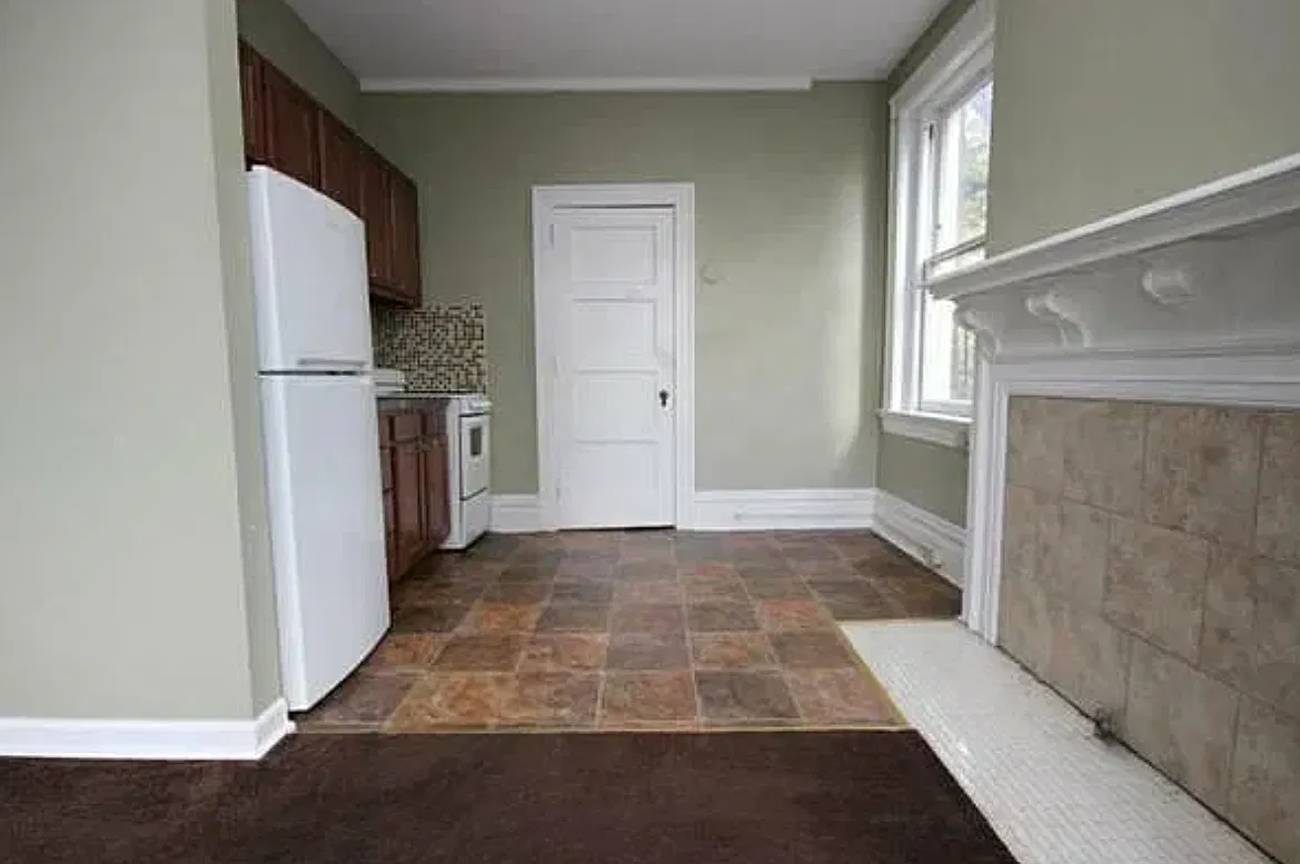 Studio, $1,150 — Photo 2