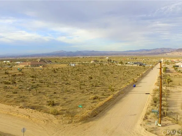 43522108 Roundup Way #36, Apple Valley, CA 92308