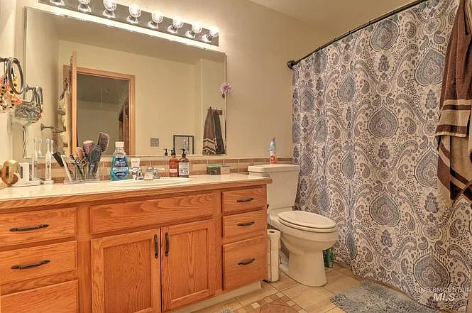 8232 E Orah Way — Photo 9