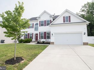 45673 Tennyhill St, California, MD 20619