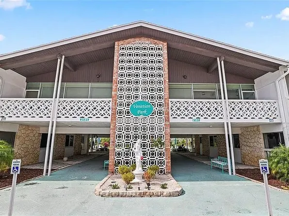 2161 NE 42nd Ct APT 214, Lighthouse Pt, FL 33064