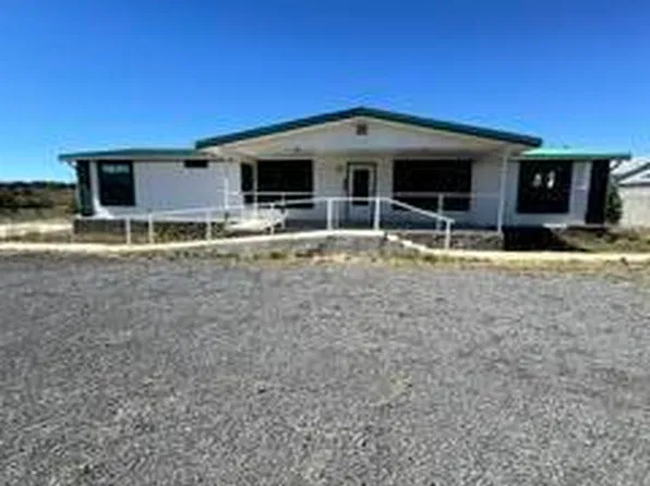 46804 N 7TH Street, Ash Fork, AZ 86320