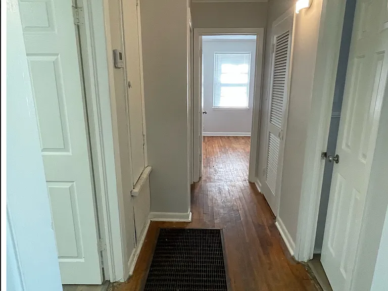 1919 Bella Vista St — Photo 6