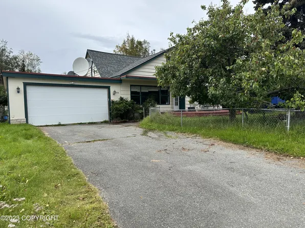 304 Stewart St, Anchorage, AK 99508