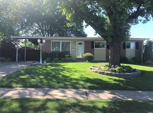 2055 Love Ln, Florissant, MO