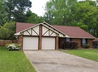 6140 Newton Abbott Dr, Shreveport, LA 71129