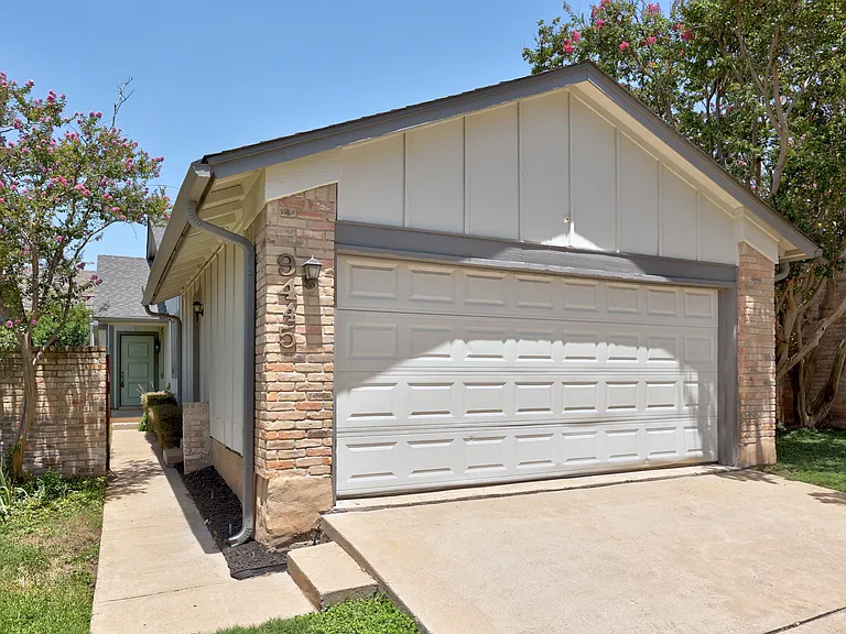 9445 Singing Quail Dr — Photo 2
