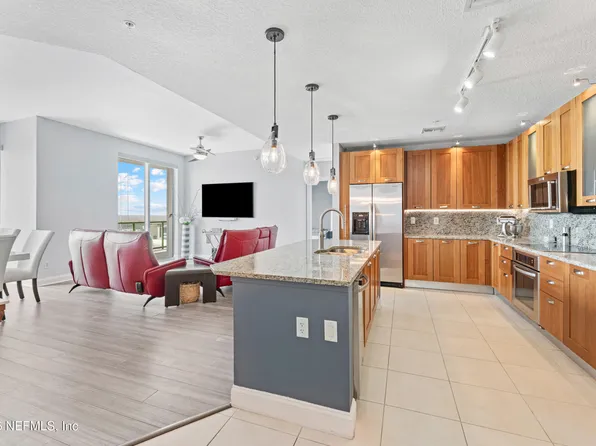 1431 RIVERPLACE Boulevard #3002, Jacksonville, FL 32207
