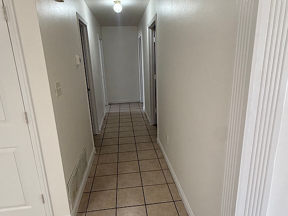 5th image of 106 Blue Dr