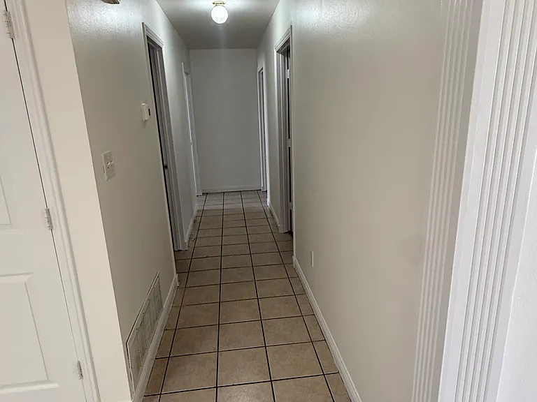 106 Blue Dr — Photo 5