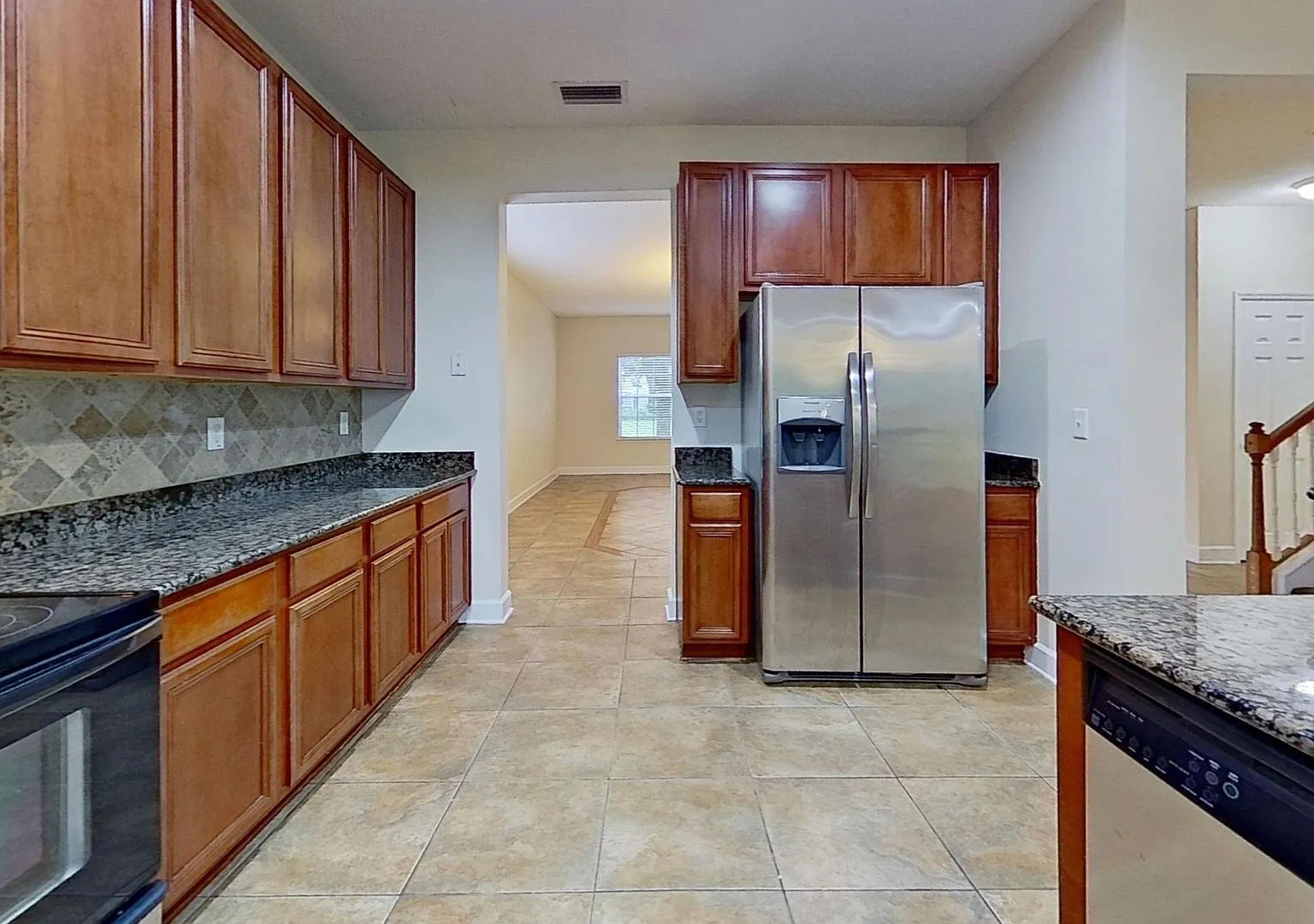Room for Everyone in This Stunning 6-Bedroom Home! — Photo 4