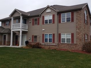 7120 Parkside Ln UNIT 201, Racine, WI 53406