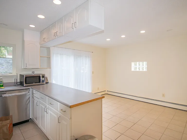148 Thorndike St #1 — Photo 22