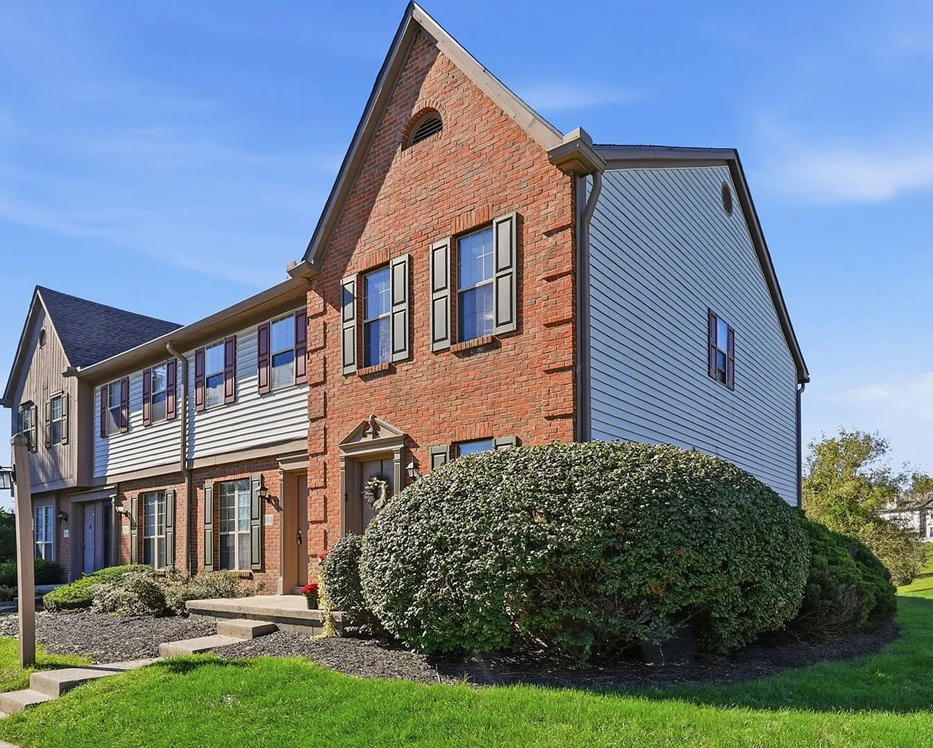 5973 Shadow Lake Circle — Photo 2