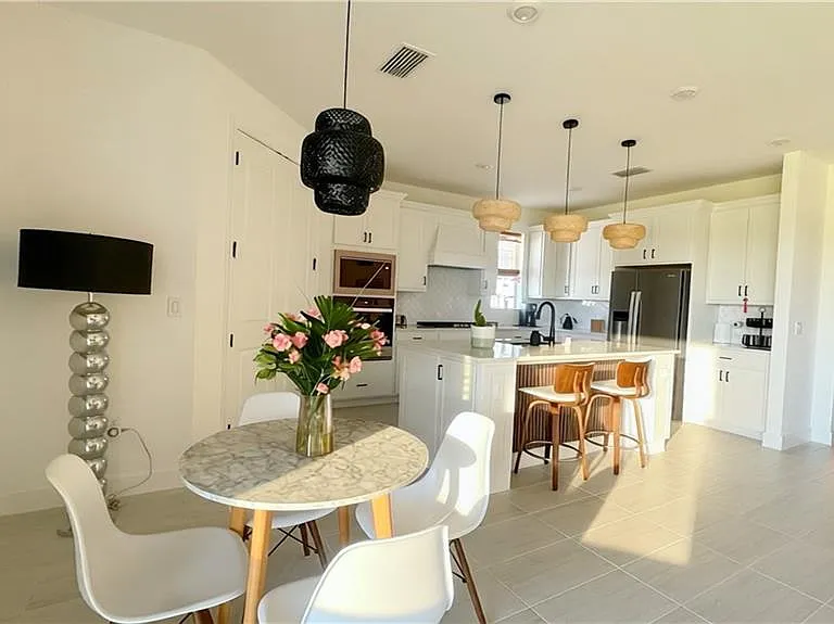 15522 Olympic Ct — Photo 10