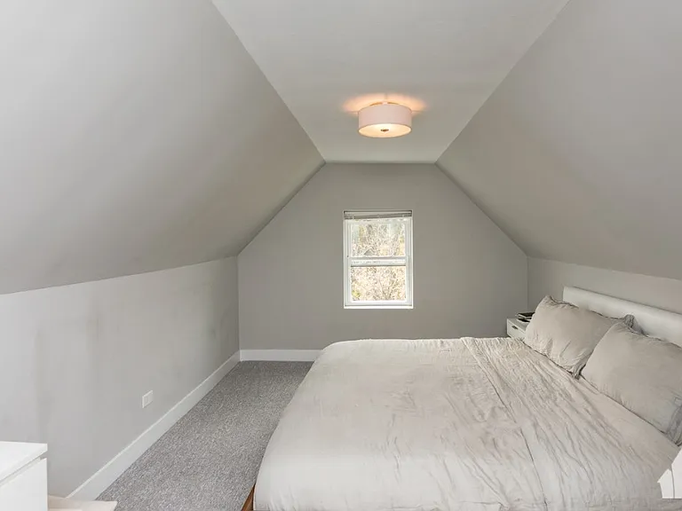 3570 W Dickens Ave #2 — Photo 16