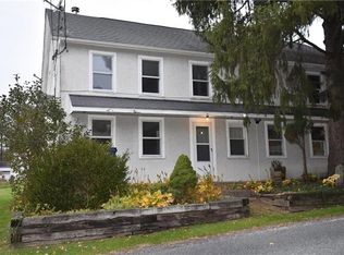 40 Saint Peters Rd #A, Macungie, PA 18062