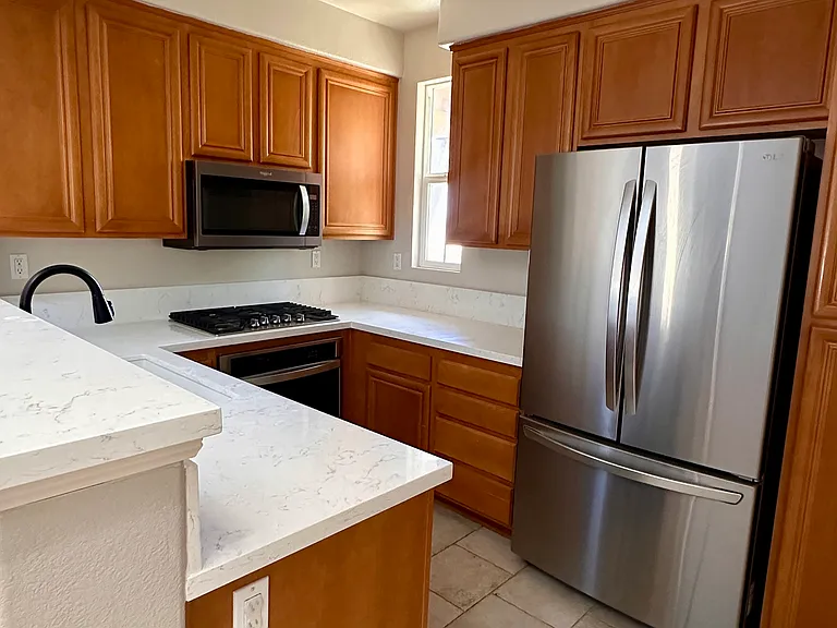 961 Bloomfield Ave — Photo 10
