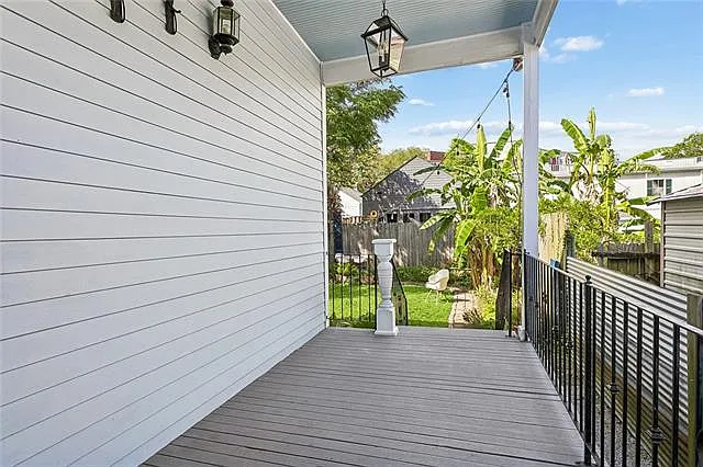 3417 Iberville St — Photo 19