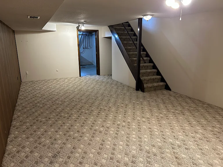 6554 Woodhall Dr — Photo 15