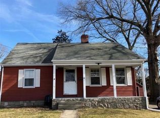 13 Gallup Ln, Waterford, CT 06385