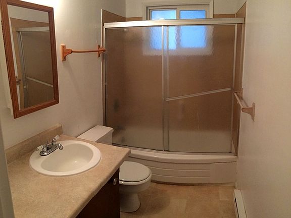 5th image of 2910 SE Oak Grove Blvd #A