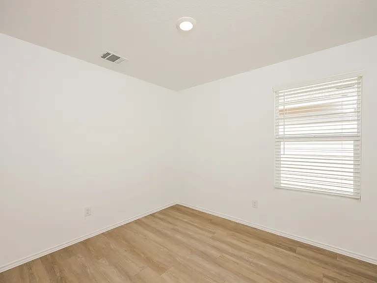 4125 Water Fall Cv — Photo 12