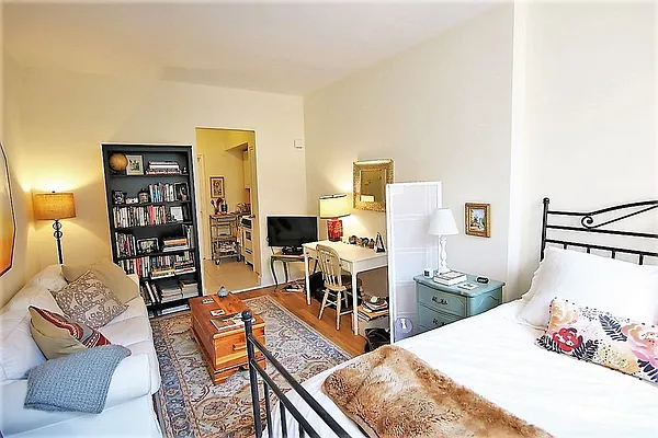 Rented by JK Dansar Corp | media 10