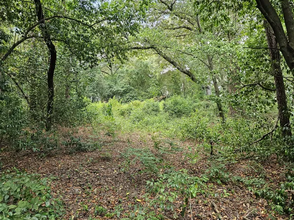 860 Lewis Rd, Sumter, SC 29154