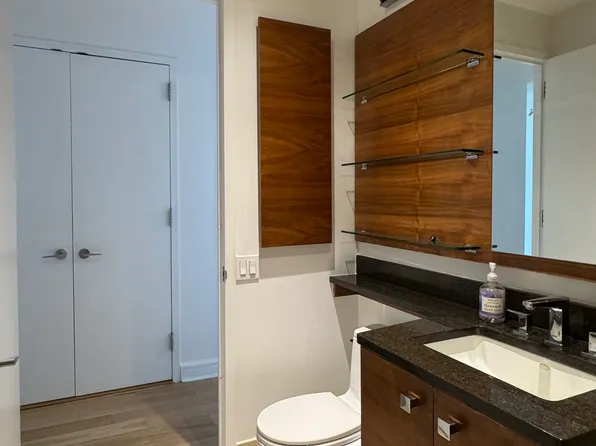 120 Riverside Boulevard image 13 of 21