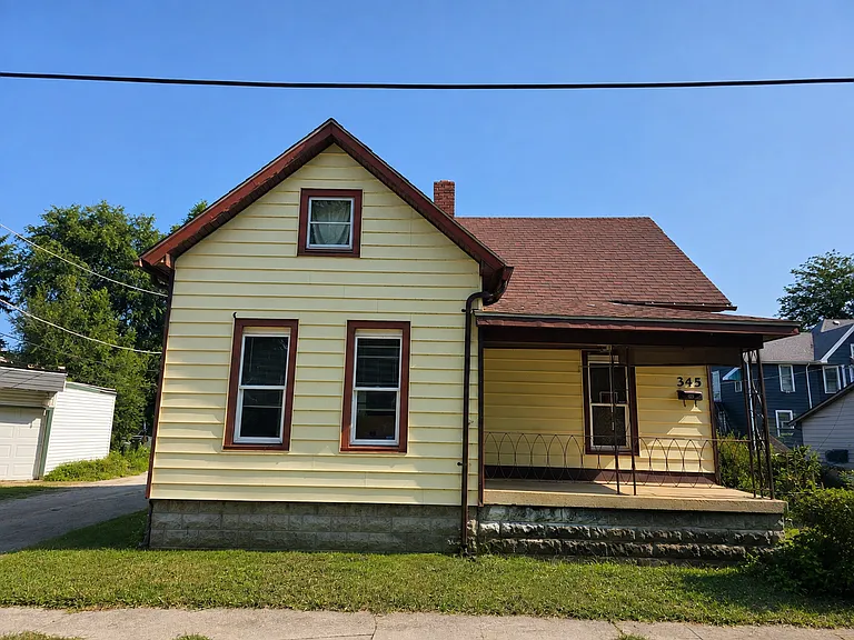 345 W River St — Photo 1