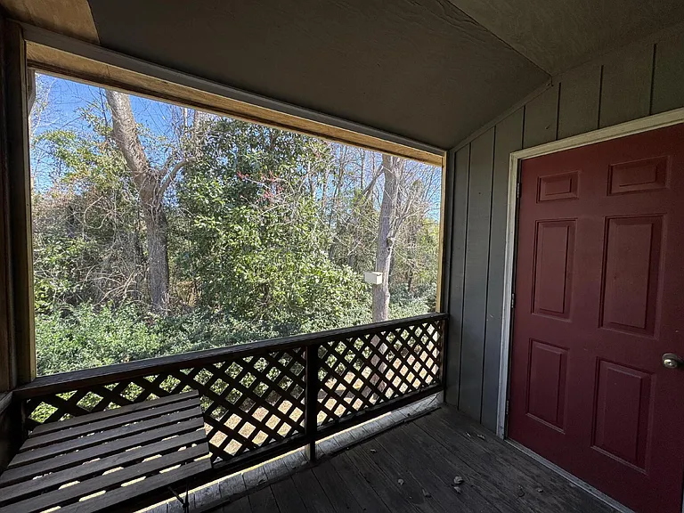 522 S Kerr Ave — Photo 16
