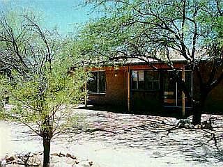 2nd image of 832 W Calle Casquilla #0
