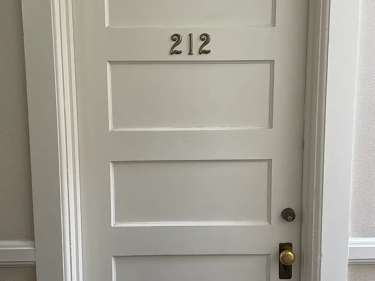 432 Main St #212 — Photo 4