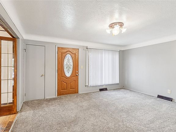 5th image of 5353 E 129th St
