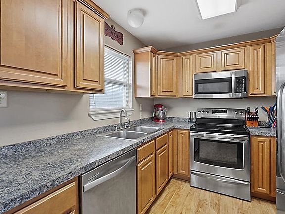 3rd image of 254 Bayou Vista Dr