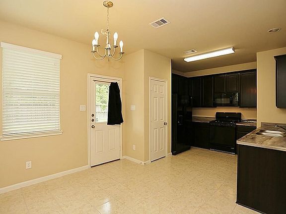 5th image of 10011 Cobbs Cove Ln