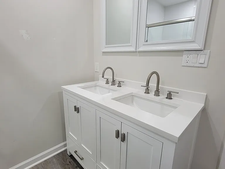 8124 Wood St — Photo 12