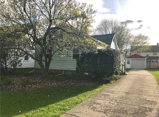 542 Beach Rd, Cheektowaga, NY 14225