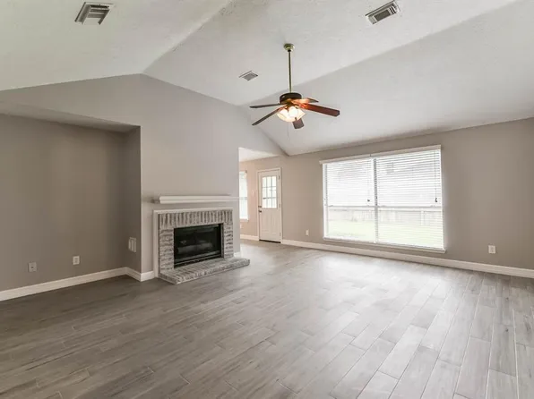 10147 Cedaredge Dr, Houston, TX 77064