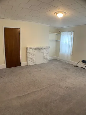 Rented by Capri Jet Realty Corp | media 13