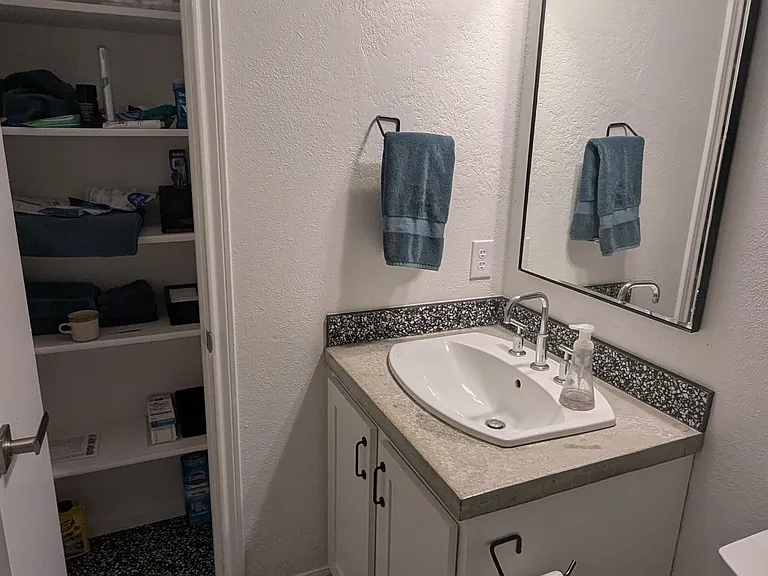 116 Bellair Dr — Photo 17