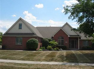 4380 Morning Dove Dr, Oregon, OH 43616